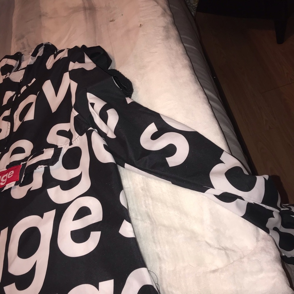 windbreaker - Picture 2 of 4